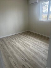 280 S Charleston Rd in Jamestown, OH - Building Photo - Building Photo
