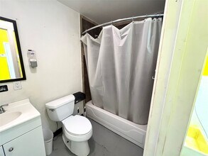 1310 Nance St in Houston, TX - Building Photo - Building Photo