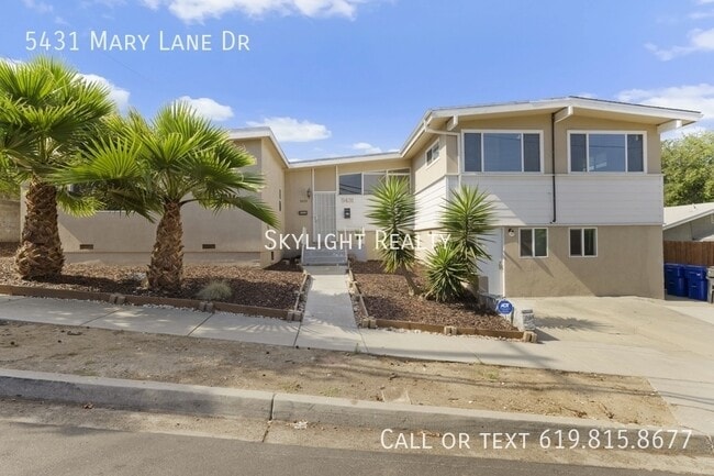 5431 Mary Ln Dr in San Diego, CA - Foto de edificio - Building Photo