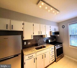 1203 Belle View Blvd in Alexandria, VA - Building Photo - Building Photo