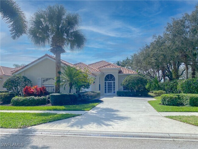 3400 Donoso Ct in Naples, FL - Foto de edificio - Building Photo