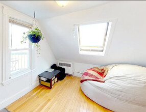 7 Winthrop Shore Dr, Unit 3 in Winthrop, MA - Building Photo - Building Photo