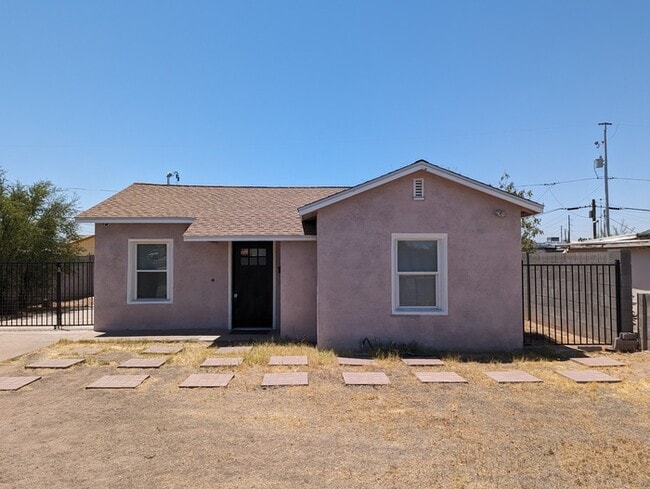 property at 2147 E Roosevelt St