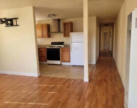 437 E 9th St in Pittsburg, CA - Building Photo - Building Photo