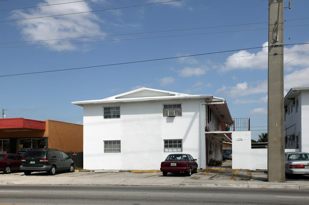 775 W 29th St in Hialeah, FL - Building Photo