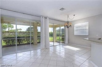 11286 Lakeland Cir in Ft. Myers, FL - Building Photo - Building Photo