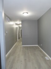 951 W 51st St, Unit 1 in Chicago, IL - Foto de edificio - Building Photo