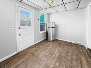 201 Cedar Alley in Phillipsburg, NJ - Foto de edificio - Building Photo