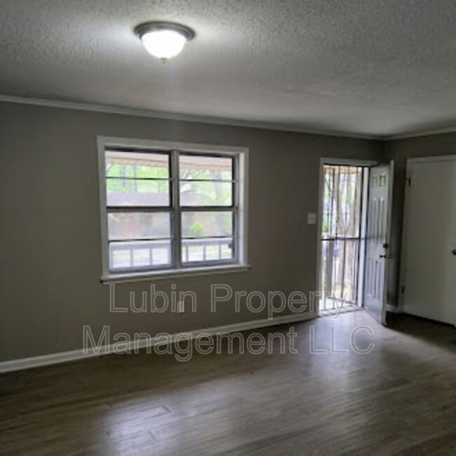 property at 3413 Mountain Terrace St