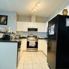 333 Taravista Dr NE in Calgary, AB - Building Photo - Building Photo