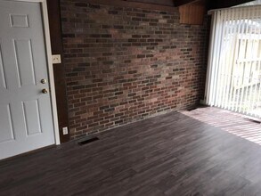 46 S 19th St in Terre Haute, IN - Building Photo - Building Photo