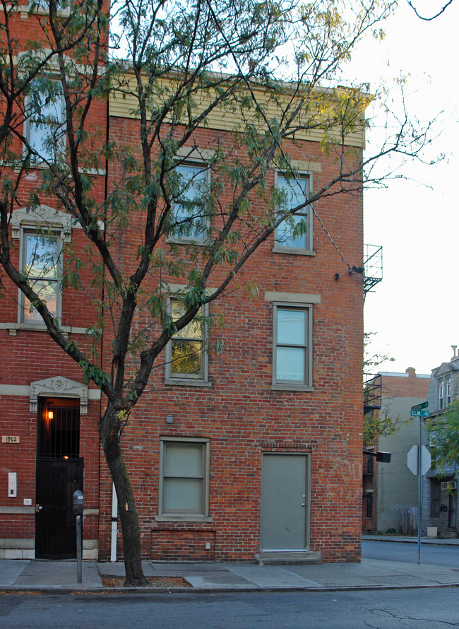 1700 Elm St in Cincinnati, OH - Foto de edificio - Building Photo