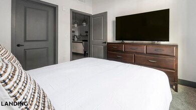 944 Broadcast Pl, Unit 110 in Jacksonville, FL - Foto de edificio - Building Photo