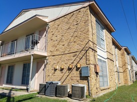 4400 Lake Rd in Killeen, TX - Foto de edificio - Building Photo