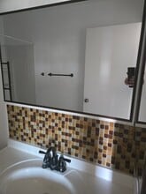 241 50th St, Unit 41 in San Diego, CA - Foto de edificio - Building Photo