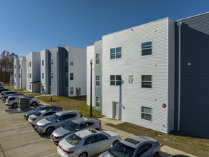 Revery Student Living in Starkville, MS - Foto de edificio - Building Photo