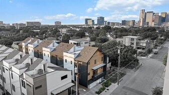 3608 San Jacinto St in Dallas, TX - Building Photo