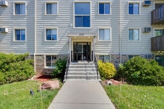 1167 N Shore Dr in Forest Lake, MN - Building Photo - Building Photo