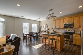 760 Wedgewood Park in Nashville, TN - Building Photo - Building Photo