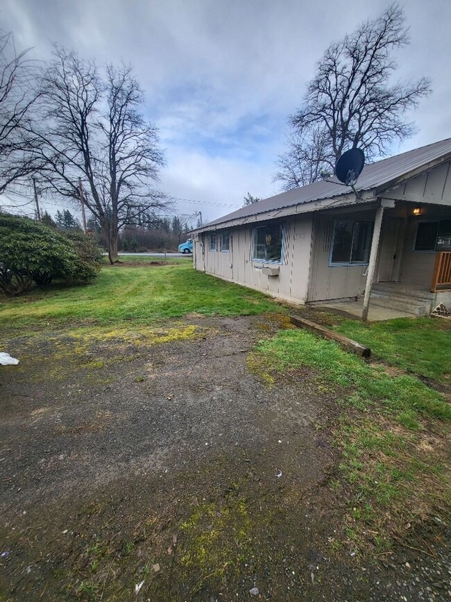 123 Wesarg Rd in Onalaska, WA - Building Photo - Building Photo