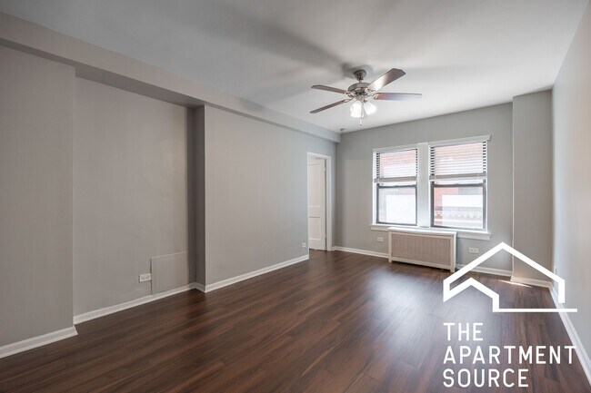 property at 1140 N La Salle Dr