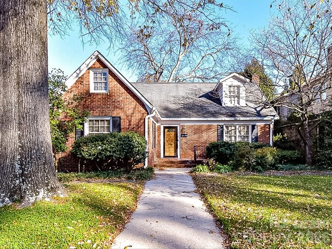 property at 711 Mt Vernon Ave