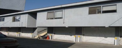 165 E Market St in Long Beach, CA - Building Photo - Building Photo