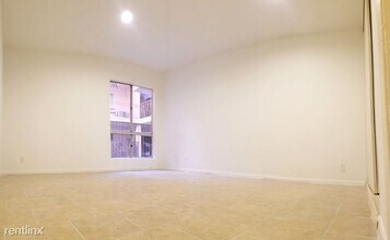 8108 Langdon Ave in Los Angeles, CA - Building Photo - Building Photo