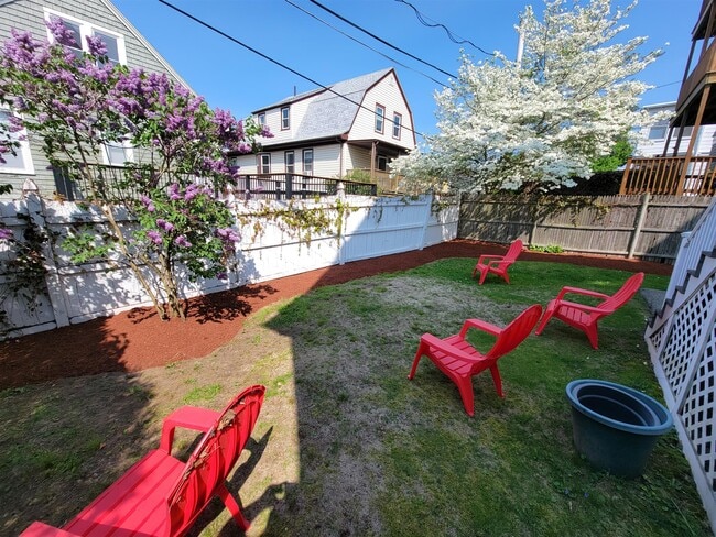 31 Electric Ave, Unit 1 in Somerville, MA - Building Photo - Building Photo