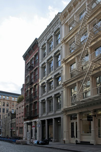 109 Mercer St in New York, NY - Building Photo - Building Photo