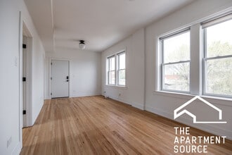 3049 W Medill Ave in Chicago, IL - Building Photo - Building Photo