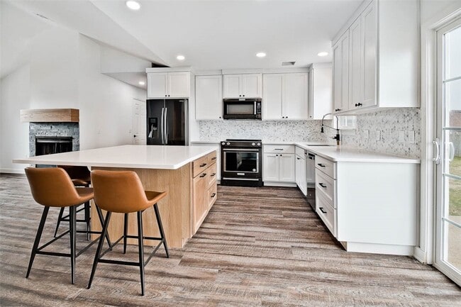 902 SW Hopi Cir in Bentonville, AR - Building Photo - Building Photo