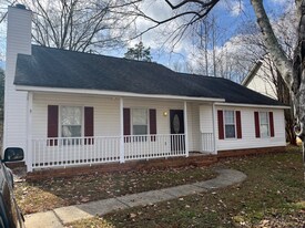 7904 Glencannon Dr in Charlotte, NC - Building Photo