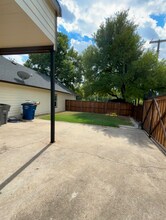 6305 Scyene Rd in Dallas, TX - Building Photo - Building Photo