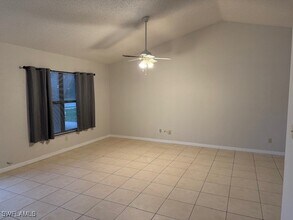 17509 Lee Rd in Ft. Myers, FL - Building Photo - Building Photo