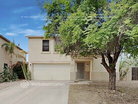 12808 N Main St in El Mirage, AZ - Building Photo