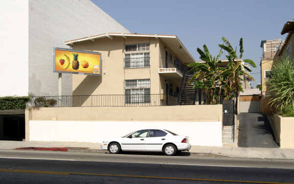 1305 W. 8th Street in Los Angeles, CA - Building Photo