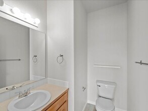 6228 Comiskey Dr in Pasco, WA - Building Photo - Building Photo