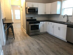 4208 N Sacramento Ave in Chicago, IL - Building Photo - Building Photo