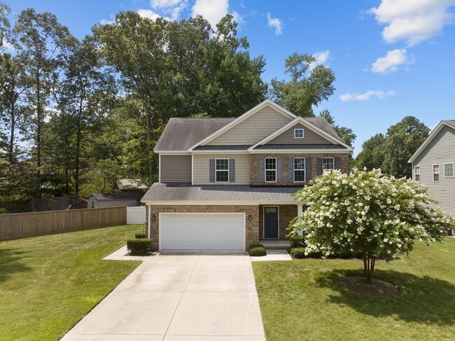 525 Butterfly Dr in Chesapeake, VA - Building Photo - Building Photo