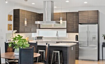 428 Malden Ave E in Seattle, WA - Building Photo - Building Photo