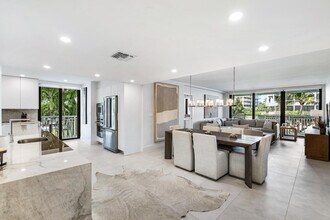 2600 S Ocean Blvd in Palm Beach, FL - Building Photo - Building Photo