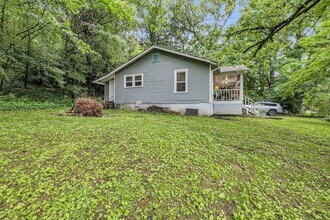 2106 Tunnel Blvd in Chattanooga, TN - Building Photo - Building Photo