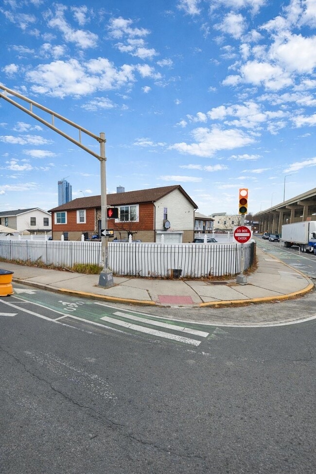 property at 85 Merseles St