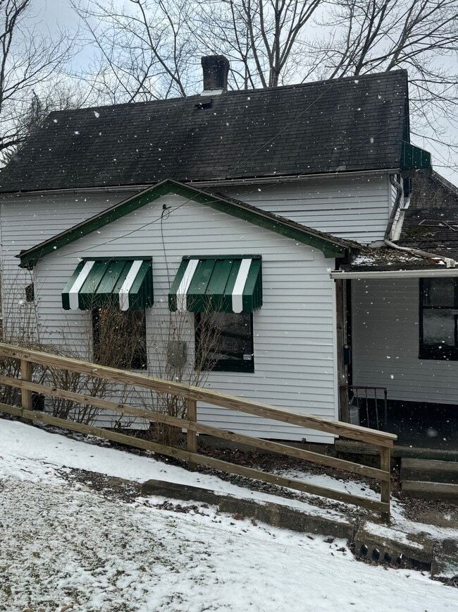 property at 595 Castle Ave