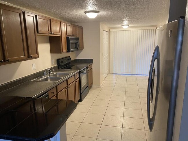 7812 43rd Ave Dr W in Bradenton, FL - Building Photo - Building Photo