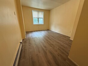 13 McClancy Pl in Brooklyn, NY - Building Photo - Building Photo