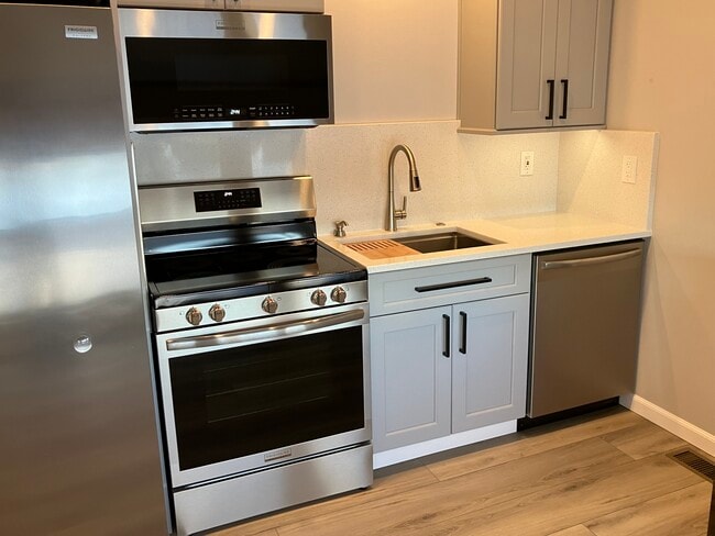 4120 Stuart Cir, Unit #2 in Ferndale, WA - Building Photo - Building Photo