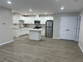 1003 Two Rivers St in Grand Rapids, MN - Building Photo