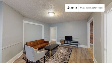 Private bedroom in 7 bed/2 bath Home in Boston, MA - Building Photo - Building Photo